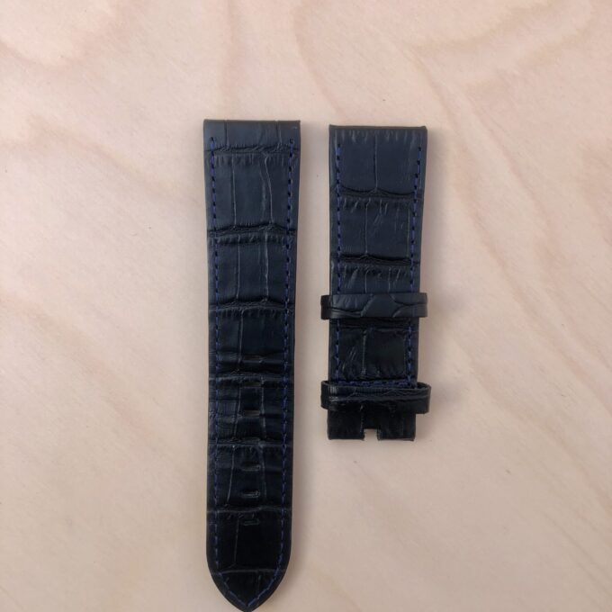 LUM-TEC CROC STYLE WITH BLUE STITCHING 24mm